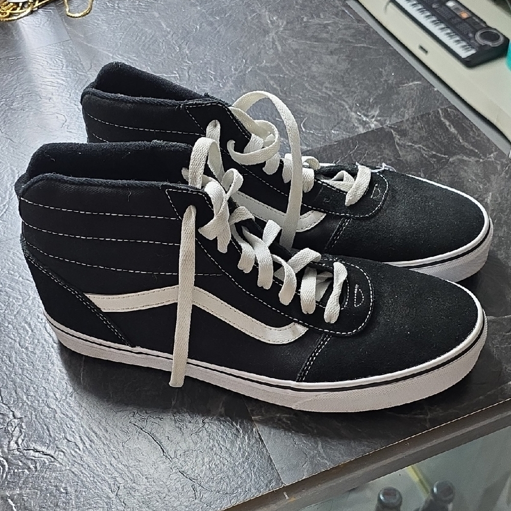 Vans Men's Black and White High-Top Sneakers Size 12